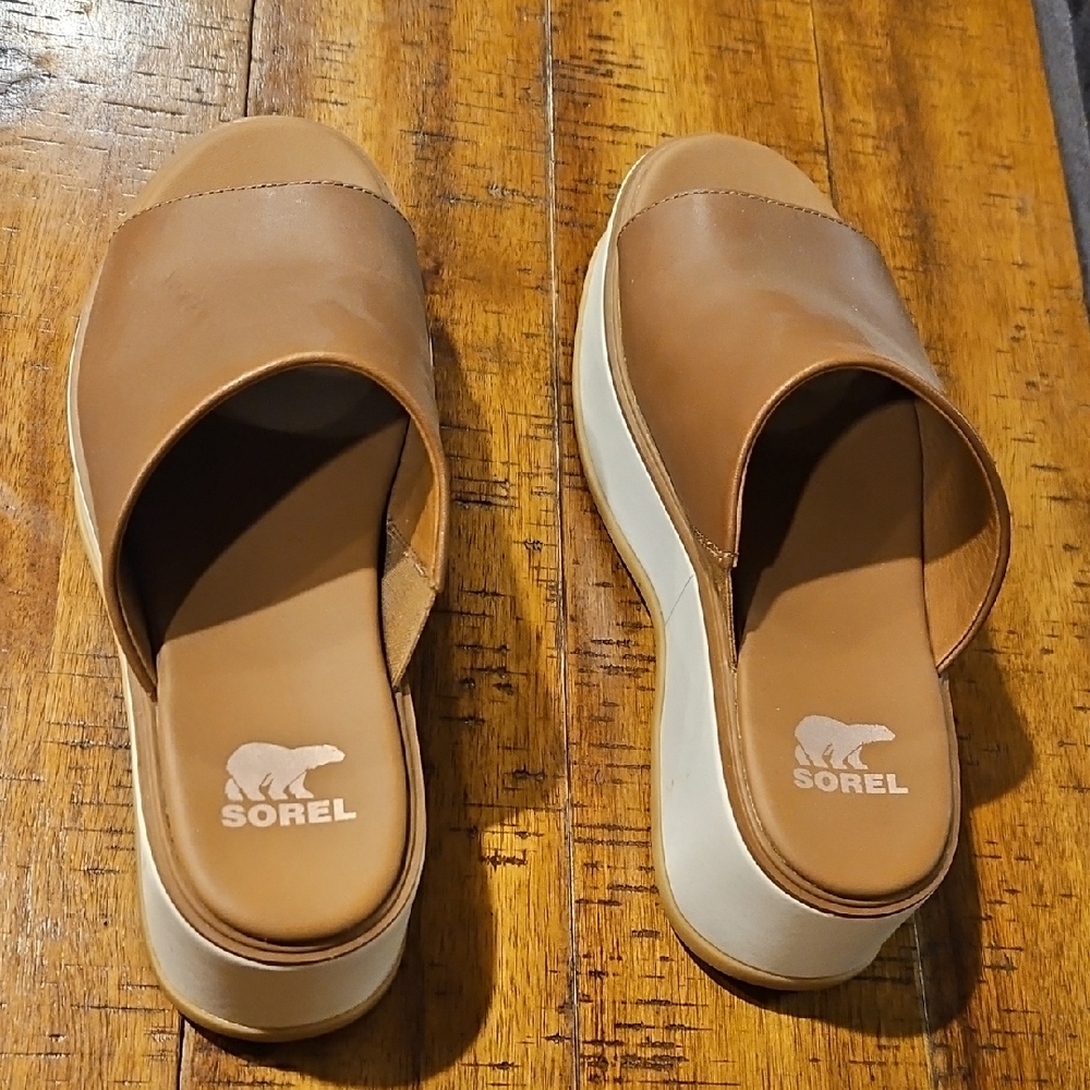 Sorel Women's Tan Slide Sandals Size 7